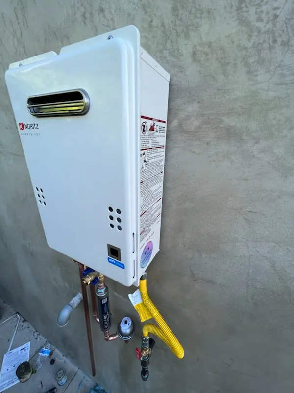 Tankless water heater installation for North Grosvenordale homes